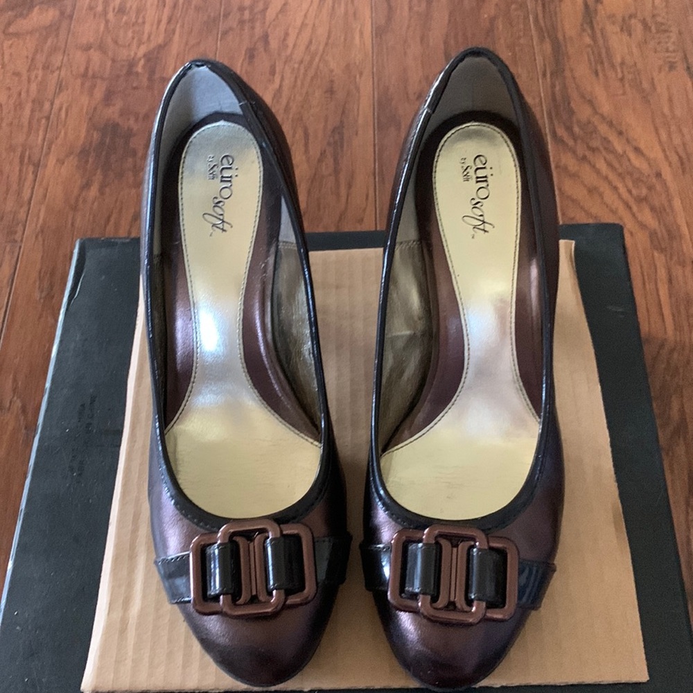 Euro soft by Sofft Brown Pumps in size10